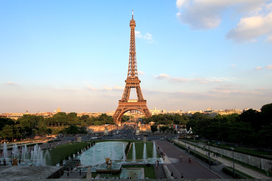 The Eiffel Tower at Sunset...but little did we know we were in for a nice show ourselves in the early evening.