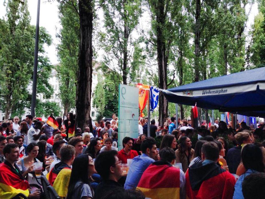 I need to learn the words to the German National Anthem.