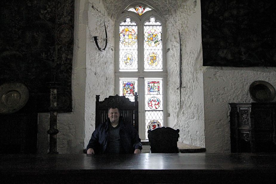 Lookin for me grog winch!!!