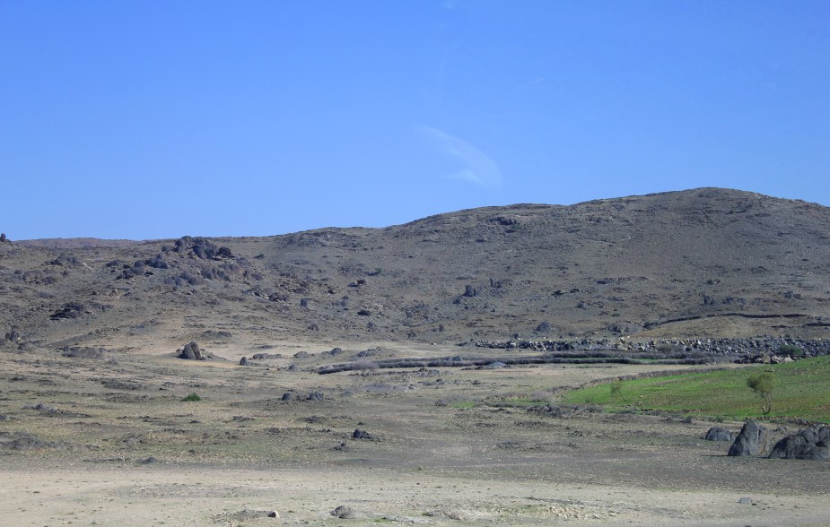 The only "desert" area we saw started about an hour away from Marrekesh as the land became more arid. About another hour south of Marrakesh we would have entered the Sahara Desert....but, maybe next time ;)