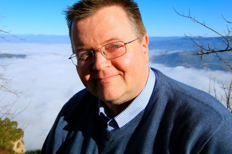 Taking advantage of the good lighting and beautiful background