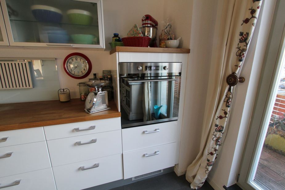 Our German kitchen with the typically sized oven