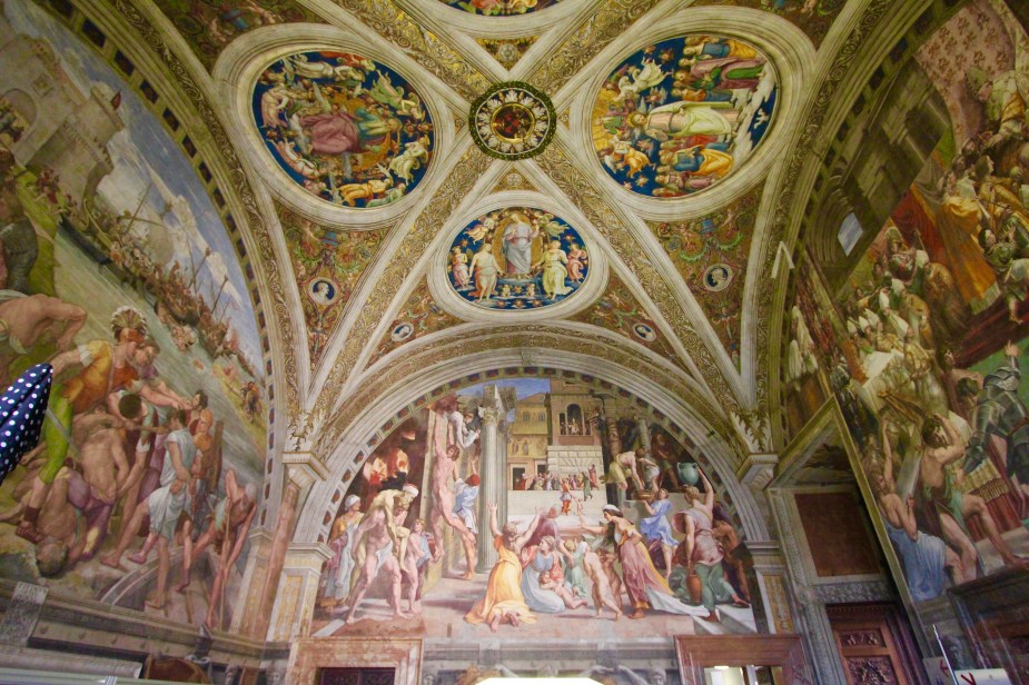 Raphael painted 4 rooms here with each room being used as an apartment for the Pope at that time. Basically, the entire Vatican Museum is the apartment building where various Popes lived. Each Pope wanted various artworks or sculptures made, so over time, each apartment became a museum onto itself.